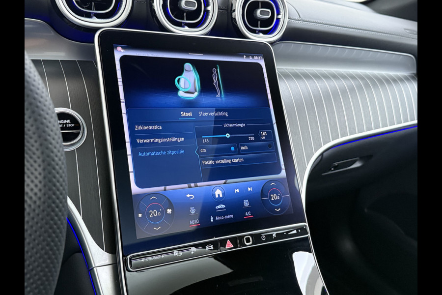 Mercedes-Benz GLC 300e AMG 4Matic // SoH 99% // Panoramadak // Trekhaak // Achterbank Verwarming // 360 Camera // Memory // Carplay // Night Pakke