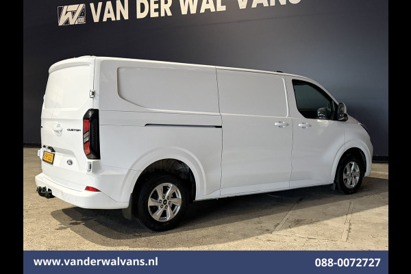 Ford Transit Custom 2.0 TDCI 136pk L2H1 Euro6 Airco | Camera | LED | Apple Carplay | Cruisecontrol | 2500kg Trekhaak LM Velgen, Android Auto, Verwarmde voorruit, Stoelverwarming, Parkeersensoren, Bijrijdersbank