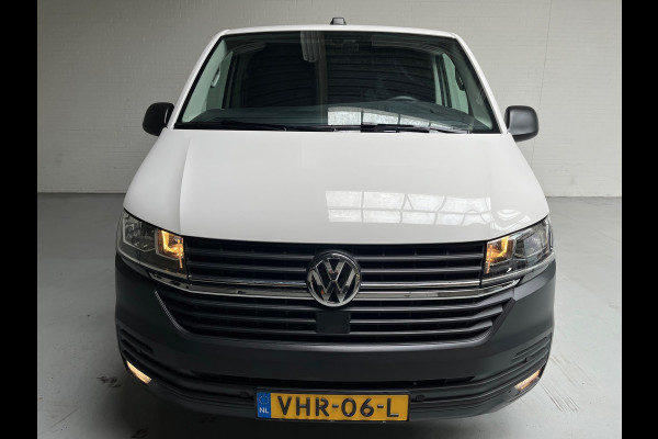Volkswagen Transporter Automaat DSG Servicewagen 2.0 TDI 150pk L2H1 3Persoons Sortimo Inrichting, Airco, Navigatie, RIJKLAARPRIJS!