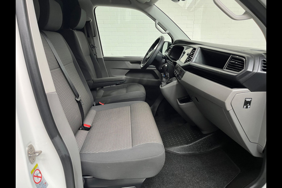 Volkswagen Transporter Automaat DSG Servicewagen 2.0 TDI 150pk L2H1 3Persoons Sortimo Inrichting, Airco, Navigatie, RIJKLAARPRIJS!