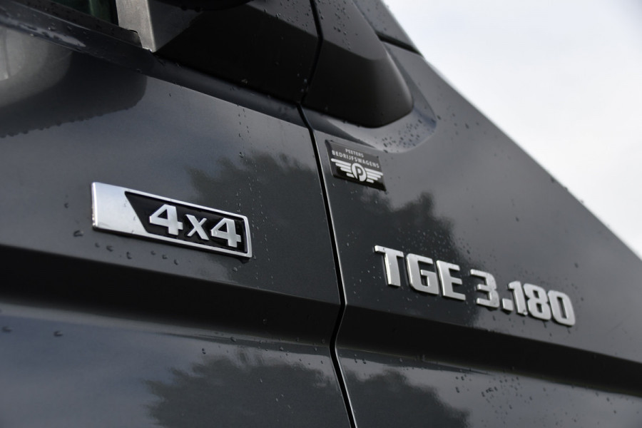 MAN TGE 3.180 35 2.0 L3H3 4x4 PB Edition Camera, Cruise, Carplay, LED, Trekhaak, 177pk, Automaat, Sensoren, Stoelverwarming, Uniek!