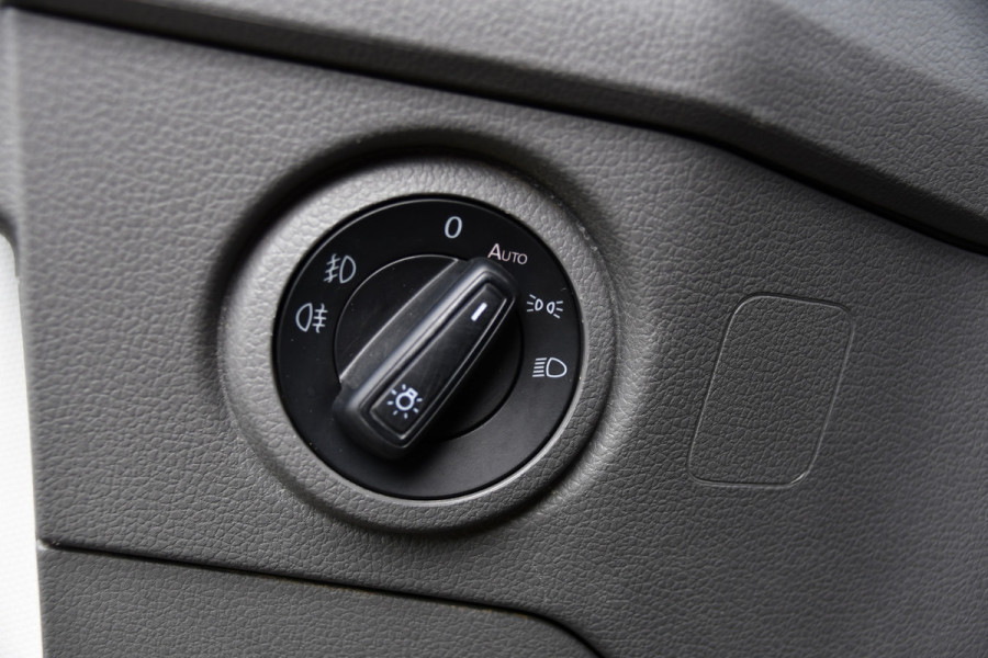 MAN TGE 3.180 35 2.0 L3H3 4x4 PB Edition Camera, Cruise, Carplay, LED, Trekhaak, 177pk, Automaat, Sensoren, Stoelverwarming, Uniek!