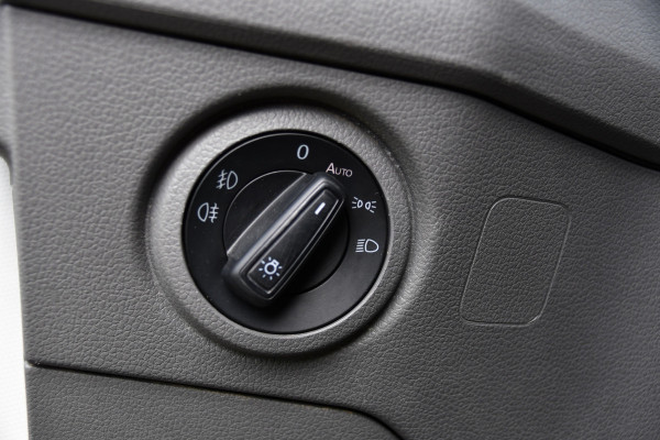 MAN TGE 3.180 35 2.0 L3H3 4x4 PB Edition Camera, Cruise, Carplay, LED, Trekhaak, 177pk, Automaat, Sensoren, Stoelverwarming, Uniek!