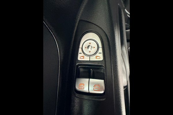 Mercedes-Benz eVito Elektrisch Servicewagen Automaat Lang 66 kWh L2H1 2 Persoons BOTT Inrichting RIJKLAARPRIJS!