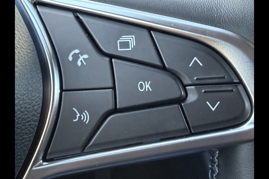 Renault Captur 100pk Intens (Keyless Entry - Camera - Parkeersensoren V+A - LED - Automatische Airco - Navigatie - Two Tone)
