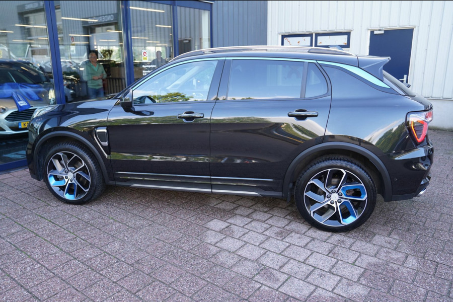 Lynk & Co 01 1.5|Prijs incl. 12 mnd garantie| PDC Panoramadak LMV Navi Apple carplay/Android auto Camera