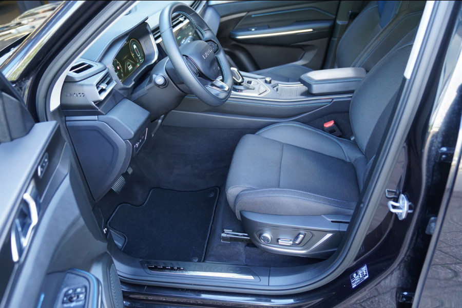 Lynk & Co 01 1.5|Prijs incl. 12 mnd garantie| PDC Panoramadak LMV Navi Apple carplay/Android auto Camera