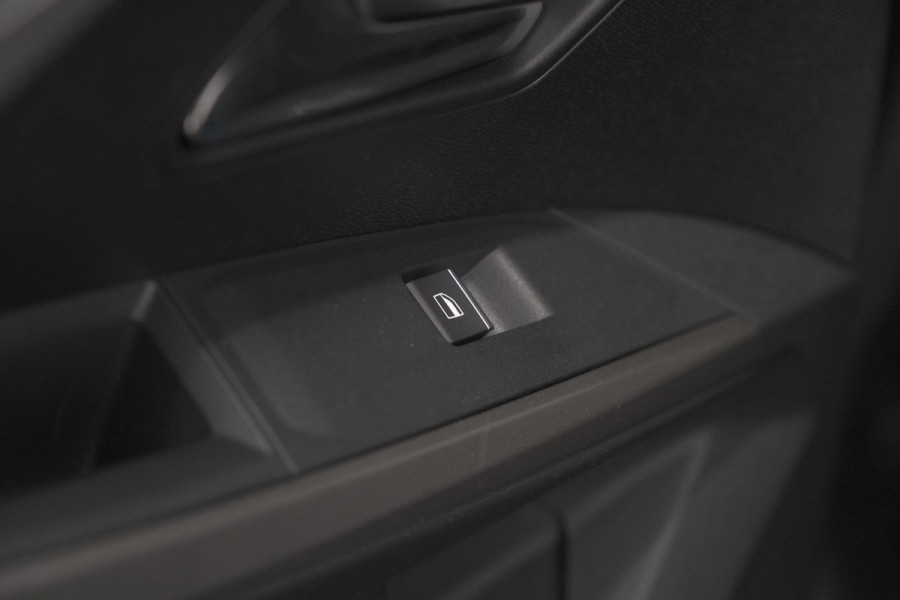 Peugeot 3008 1.2 Hybrid 136 GT | Elektrische Kofferklep | Camera | Adaptieve Cruise Control | Apple CarPlay