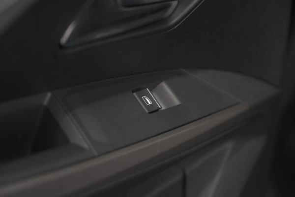 Peugeot 3008 1.2 Hybrid 136 GT | Elektrische Kofferklep | Camera | Adaptieve Cruise Control | Apple CarPlay