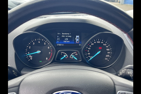 Ford Kuga 1.5 EcoBoost ST Line | Winterpack | Trekkaak | 2000kg trekgewicht | Panoramadak | 19 inch lichtmetalen velgen |