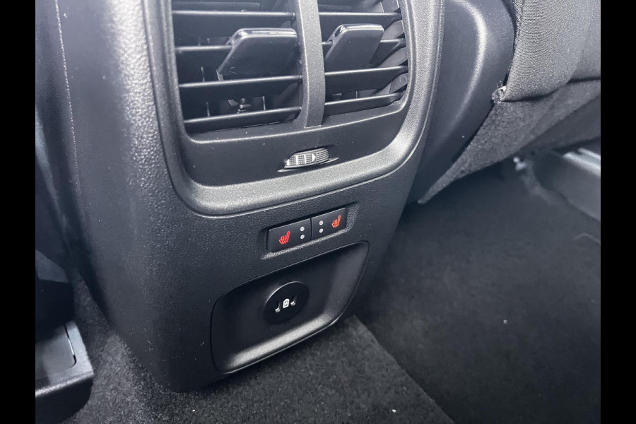 Ford Kuga 2.5 PHEV ST-Line | 243 pk | Wegklapbare trekhaak | 2.100 kg trekgewicht! | Winterpakket