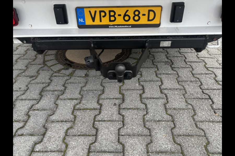Peugeot Boxer 2.2 BlueHDi L4*LAADBAK*LUCHTVERING*HAAK*A/C*3000KG