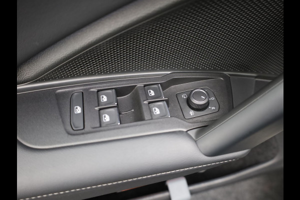 Volkswagen Tiguan 1.5 eHybrid R-Line Edition | Pano | Trekhaak wegkl. | Keyless | Elk. A-klep | Prijs Rijklaar!!