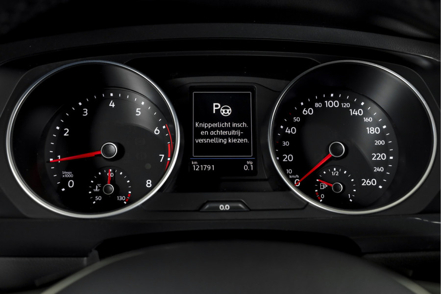 Volkswagen Tiguan 1.5 TSI ACT 150 PK Comfortline Business | Trekhaak | Adapt. Cruise | PDC | Camera | NAV + App. Connect | ECC | LM 17" |