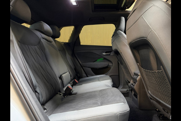 Audi Q3 1.5 e-hybrid 3X S-LINE |PANO|SONOS|HuD|360CAM|MEMORY|KEYLESS|FABRIEKSGARANTIE 2030|DODEHOEK|SFEERVERLICHTING|20 INCH|VOL!