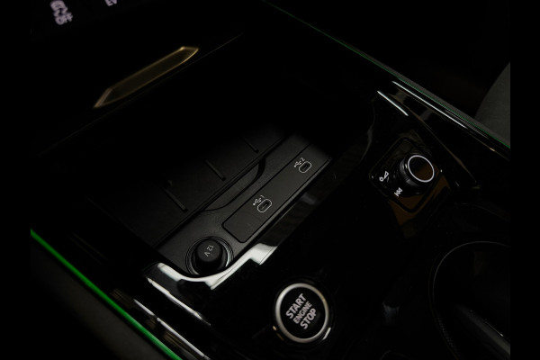 Audi Q3 1.5 e-hybrid 3X S-LINE |PANO|SONOS|HuD|360CAM|MEMORY|KEYLESS|FABRIEKSGARANTIE 2030|DODEHOEK|SFEERVERLICHTING|20 INCH|VOL!