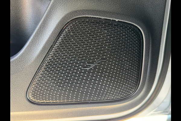 Mercedes-Benz CLA-Klasse 180 Premium Plus AUT. PANORAMADAK SFEERVERLICHTING NAVIGATIE CAMERA AIRCO CRUISE STOELVERWARMING