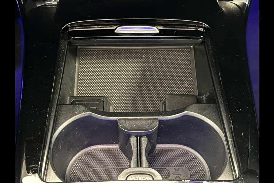 Mercedes-Benz CLA-Klasse 180 Premium Plus AUT. PANORAMADAK SFEERVERLICHTING NAVIGATIE CAMERA AIRCO CRUISE STOELVERWARMING