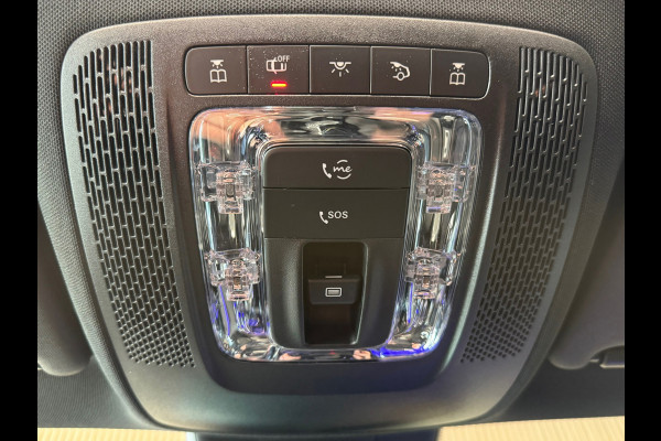 Mercedes-Benz CLA-Klasse 180 Premium Plus AUT. PANORAMADAK SFEERVERLICHTING NAVIGATIE CAMERA AIRCO CRUISE STOELVERWARMING