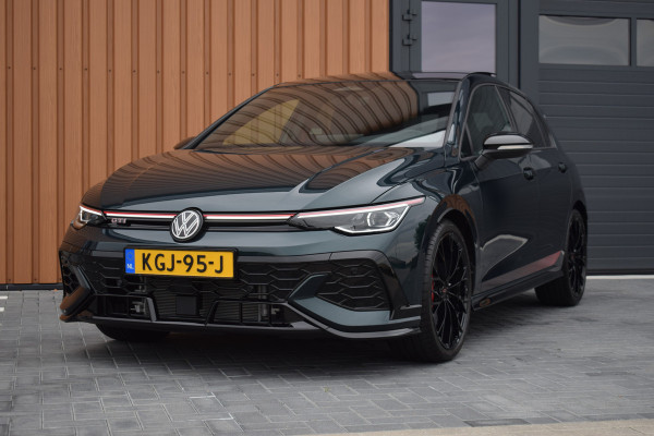 Volkswagen Golf 2.0 TSI GTI Clubsport Edition 50 325pk | Panoramadak