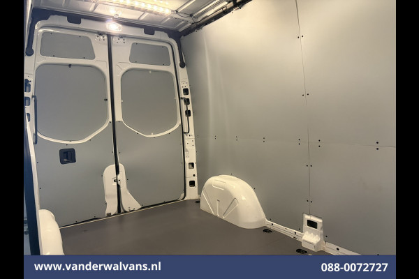 Mercedes-Benz Sprinter 315 CDI 150pk L2H2 Euro6 Airco | Camera | Apple Carplay | Cruisecontrol | Chauffeursstoel Android Auto, Parkeersensoren, Leder, Bijrijdersbank