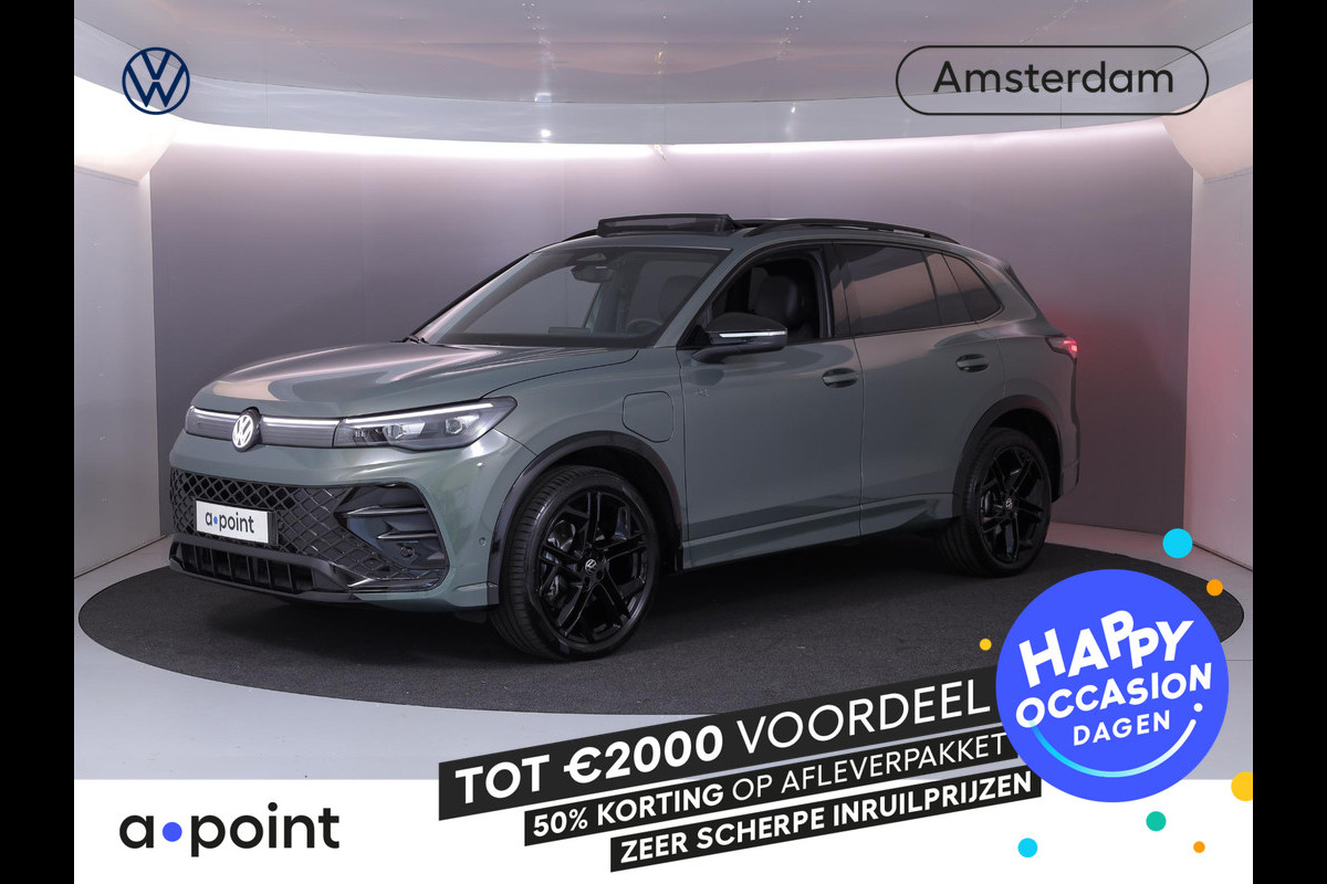 Volkswagen Tiguan 1.5 eHybrid R-Line Edition | Private lease vanaf €931 | 272 pk Automaat (DSG) | Verlengde garantie | Navigatie | Panoramadak | Trekhaak (wegklapbaar) | Achteruitrijcamera | Lederen bekleding | Stoelverwarming/ventilatie | R-Line |