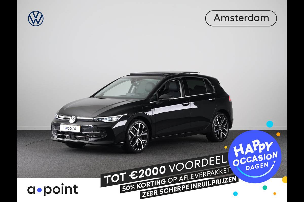 Volkswagen Golf 1.5 eHybrid Style Edition 204PK | Panoramadak | Wegklapbare trekhaak | Sportonderstel | Led matrix | Stoelverwarming | 18 Inch | Verlengde garantie