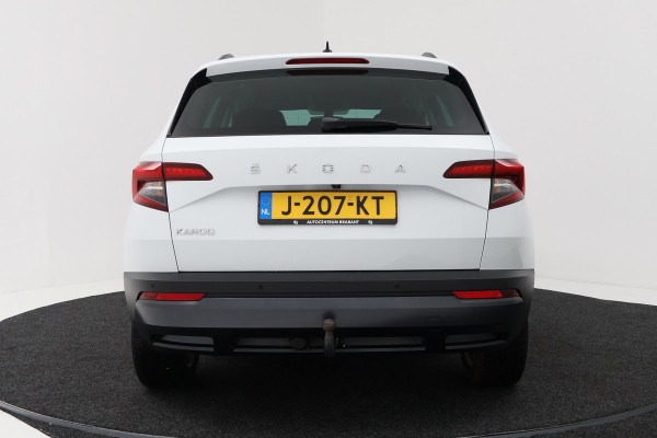 Škoda Karoq 1.5 TSI ACT Style (TREKHAAK, CAMERA, NAVIGATIE CARPLAY, CRUISE CONTROL, PARKEERSENSOREN)