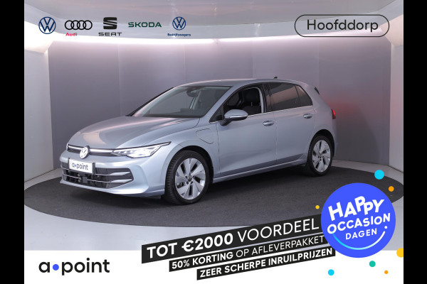 Volkswagen Golf 1.5 eHybrid Style Edition 204 pk Automaat (DSG) | Private lease vanaf €610| Navigatie via App | Parkeersensoren (Park assist) | Achteruitrijcamera | Adaptieve cruise control | Autom. airco (3 zones) |