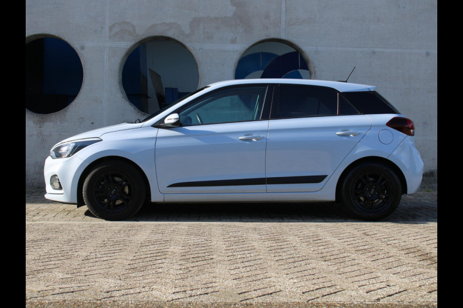 Hyundai i20 1.0 T-GDI Comfort | APPLE CARPLAY | NAVIGATIE | 12 MAANDEN BOVAG GARANTIE |