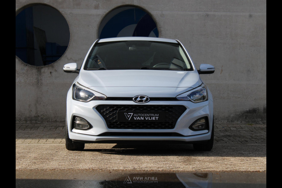 Hyundai i20 1.0 T-GDI Comfort | APPLE CARPLAY | NAVIGATIE | 12 MAANDEN BOVAG GARANTIE |