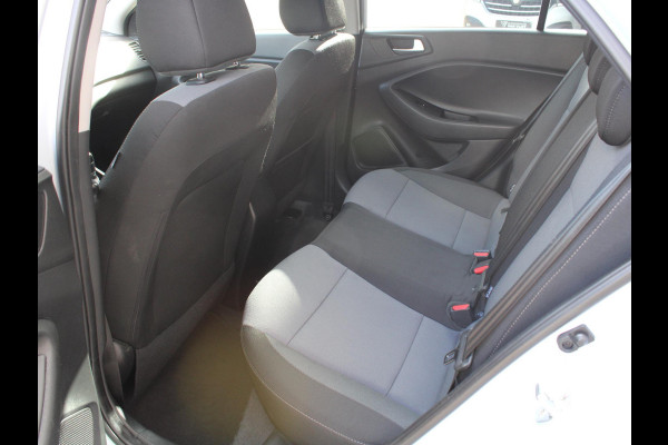 Hyundai i20 1.0 T-GDI Comfort | APPLE CARPLAY | NAVIGATIE | 12 MAANDEN BOVAG GARANTIE |
