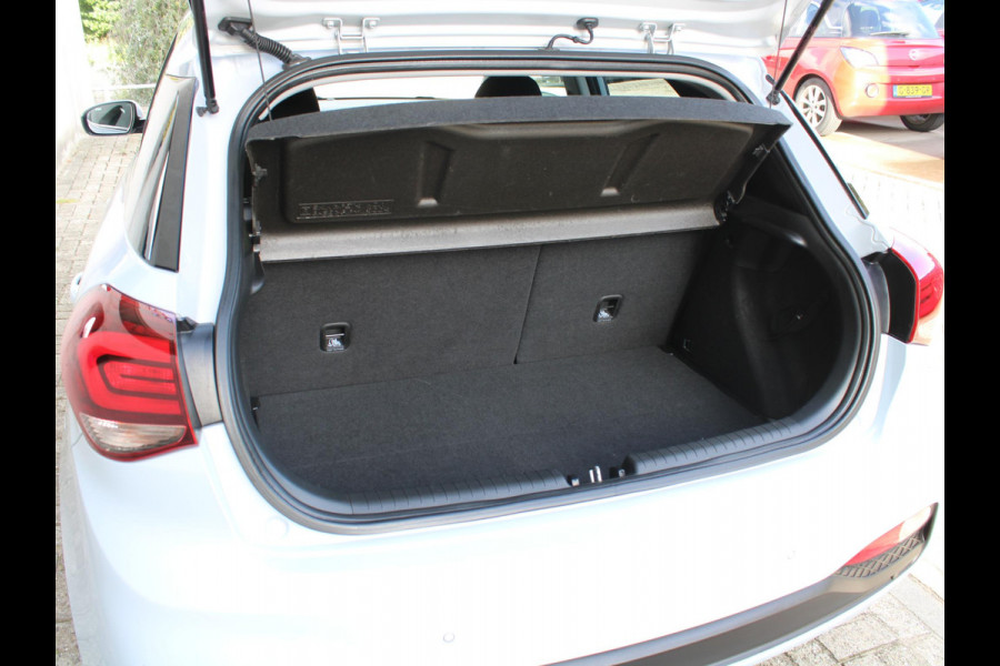 Hyundai i20 1.0 T-GDI Comfort | APPLE CARPLAY | NAVIGATIE | 12 MAANDEN BOVAG GARANTIE |