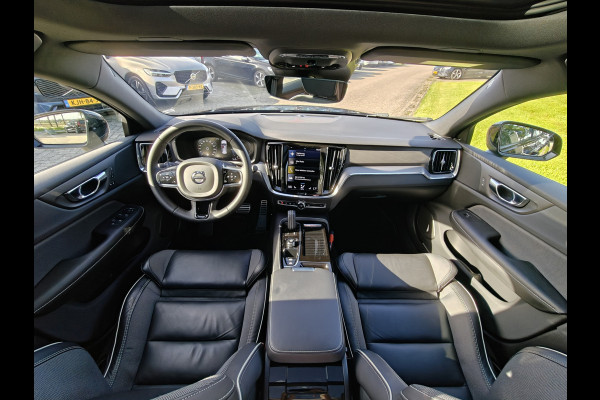 Volvo S60 T6 350PK AWD Recharge Plus Dark | BLIS | Pano | Carplay | Elektr. Stoelen | PDC V+A | ACC