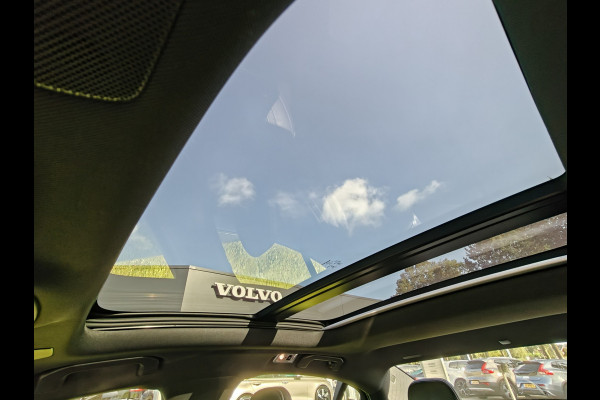 Volvo S60 T6 350PK AWD Recharge Plus Dark | BLIS | Pano | Carplay | Elektr. Stoelen | PDC V+A | ACC