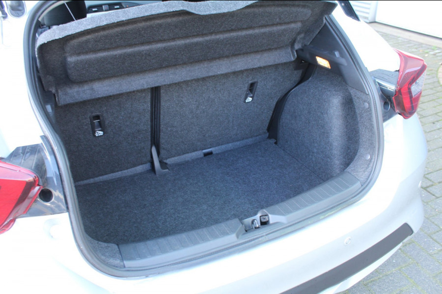 Nissan Micra 0.9 IG-T 90pk N-Connecta NL-Auto NAP
