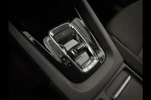 Škoda Octavia Combi 1.0 e-TSI Ambition Automaat ElectrTrekhaak Clima Carplay Navi Digitaal Dash Sfeerverlichting All-Season banden