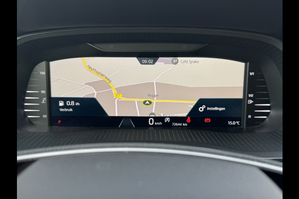 Škoda Octavia Combi 1.0 e-TSI Ambition Automaat ElectrTrekhaak Clima Carplay Navi Digitaal Dash Sfeerverlichting All-Season banden