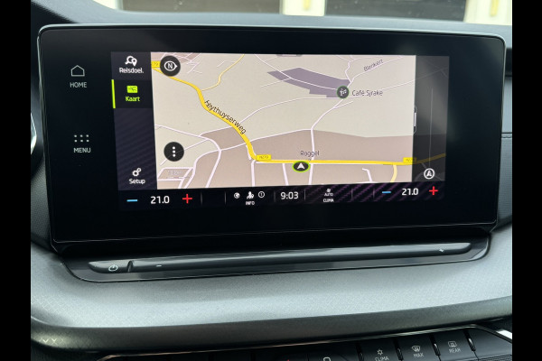 Škoda Octavia Combi 1.0 e-TSI Ambition Automaat ElectrTrekhaak Clima Carplay Navi Digitaal Dash Sfeerverlichting All-Season banden