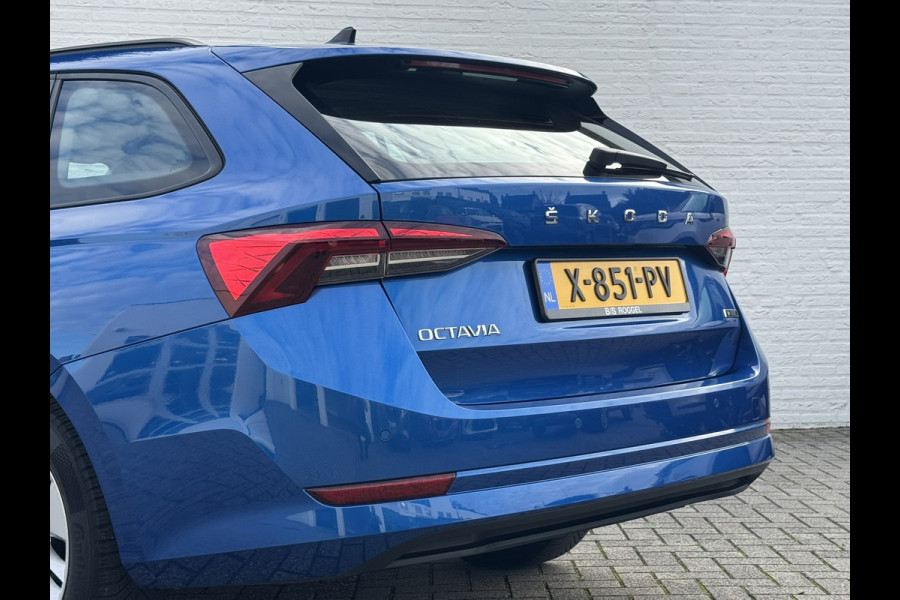 Škoda Octavia Combi 1.0 e-TSI Ambition Automaat ElectrTrekhaak Clima Carplay Navi Digitaal Dash Sfeerverlichting All-Season banden