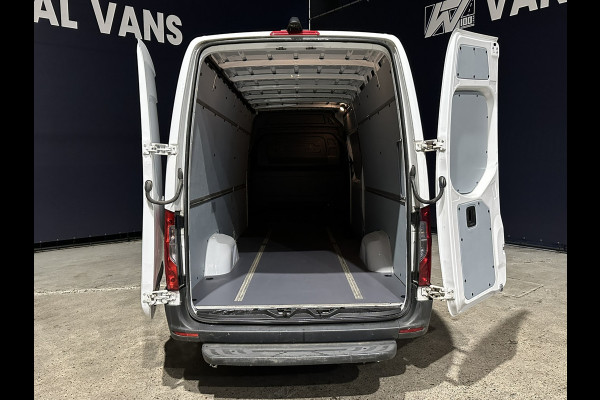 Mercedes-Benz Sprinter 317 CDI 170pk L3H2 Euro6 Airco | Camera | Apple Carplay | Cruisecontrol | Chauffeursstoel Android Auto, Stoelverwarming, Bijrijdersbank