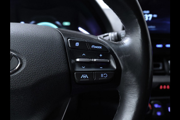 Hyundai i30 Wagon 1.0 T-GDi MHEV Smart Sport 120 PK (APPLE CARPLAY,NAVI,CAMERA,CLIMATE,CRUISE,LANE ASSIST,SPORTSTOELEN,LM VELGEN)