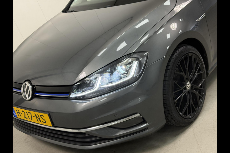 Volkswagen Golf 1.5 TSI*ACC*NAVI*ECC*MASSAGE*LED*CARPLAY*LMV*