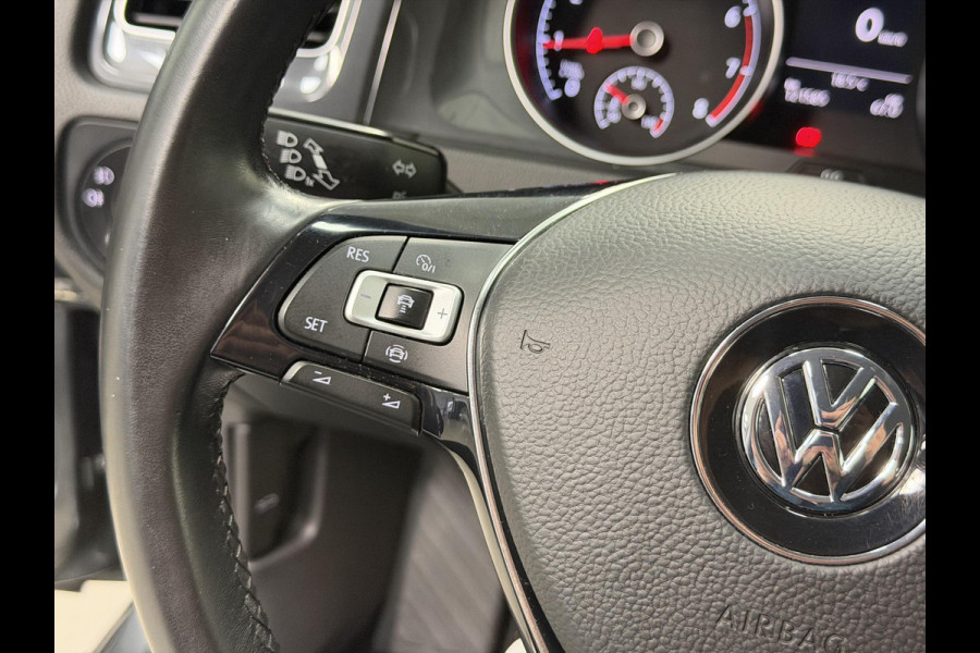 Volkswagen Golf 1.5 TSI*ACC*NAVI*ECC*MASSAGE*LED*CARPLAY*LMV*