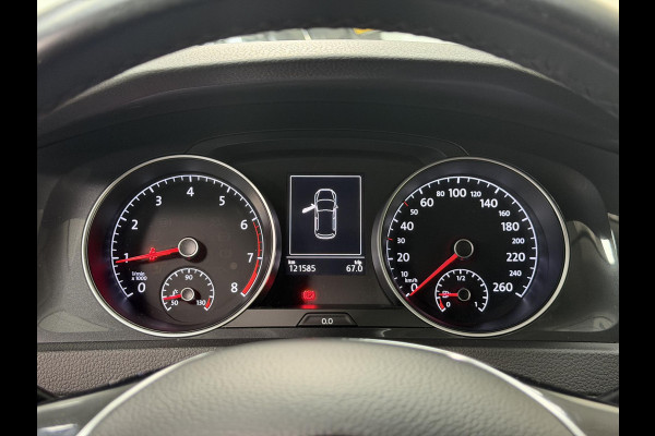Volkswagen Golf 1.5 TSI*ACC*NAVI*ECC*MASSAGE*LED*CARPLAY*LMV*