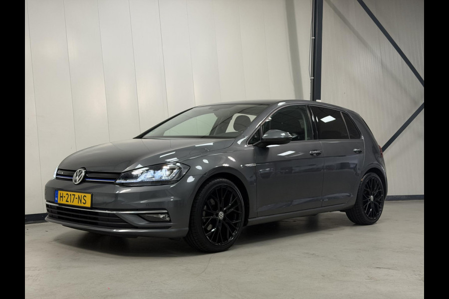 Volkswagen Golf 1.5 TSI*ACC*NAVI*ECC*MASSAGE*LED*CARPLAY*LMV*