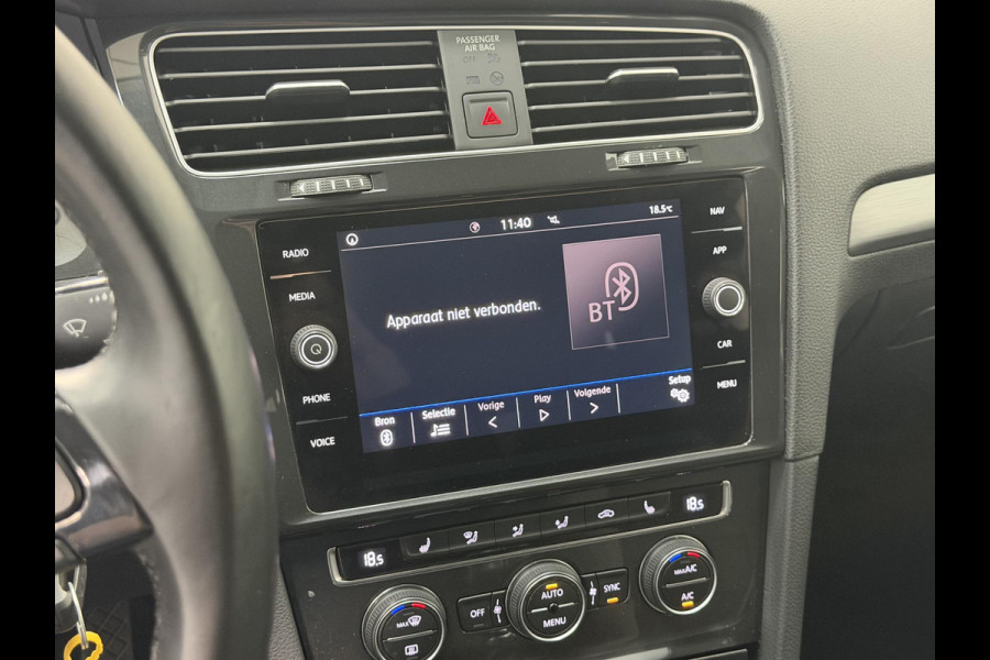 Volkswagen Golf 1.5 TSI*ACC*NAVI*ECC*MASSAGE*LED*CARPLAY*LMV*