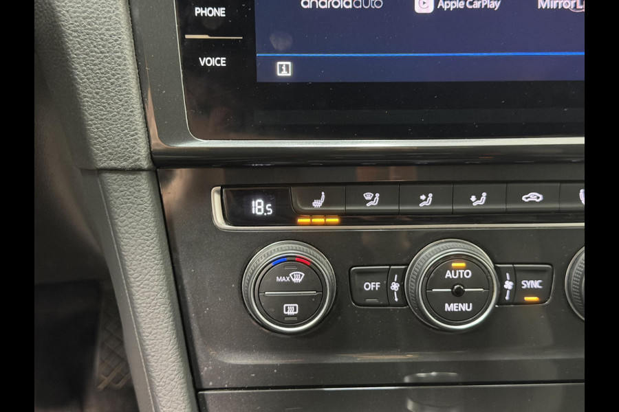 Volkswagen Golf 1.5 TSI*ACC*NAVI*ECC*MASSAGE*LED*CARPLAY*LMV*
