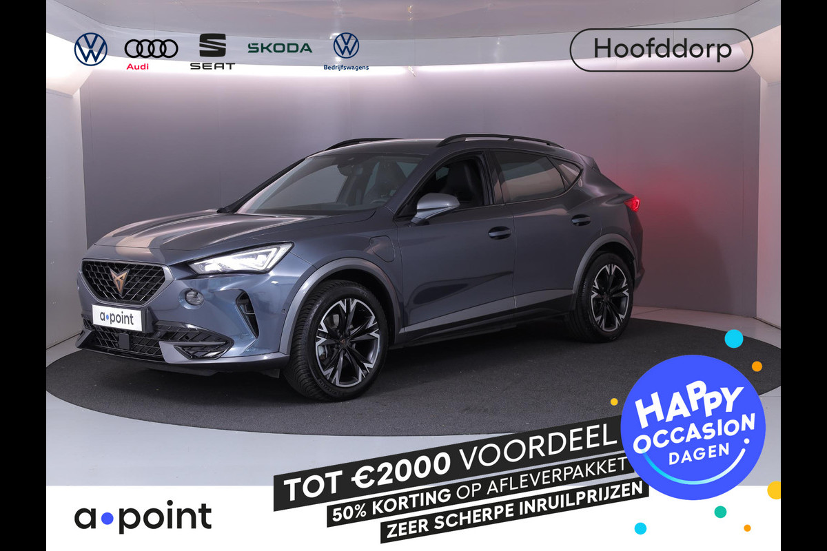 CUPRA Formentor 1.4 e-Hybrid Business 204 pk Automaat | Navigatie | Parkeersensoren (Park assist) | Achteruitrijcamera | Autom. airco (3 zones) | Elektr. bestuurdersstoel met geheugen |