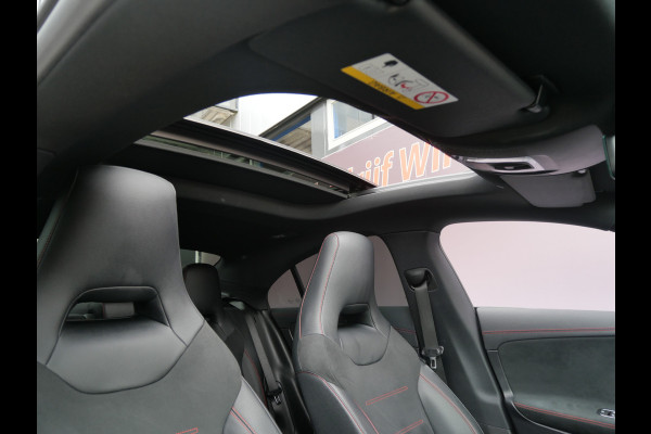 Mercedes-Benz CLA-Klasse 250e STAR ED. AMG | PANORAMA | WIDESCREEN | ACC | SFEER | NL-AUTO!!